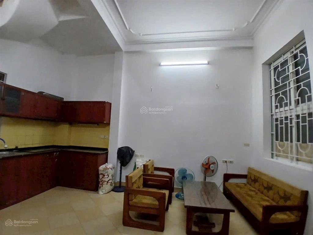 Bán nhà phố chùa bộc ngõ thông 30m ra phố 5 tầng ở ngay 27m2 mt 5m 8.25 tỷ