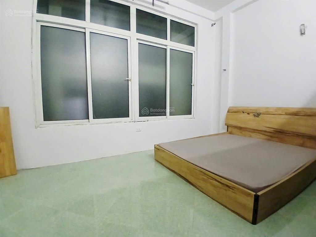 Bán nhà phố chùa bộc ngõ thông 30m ra phố 5 tầng ở ngay 27m2 mt 5m 8.25 tỷ