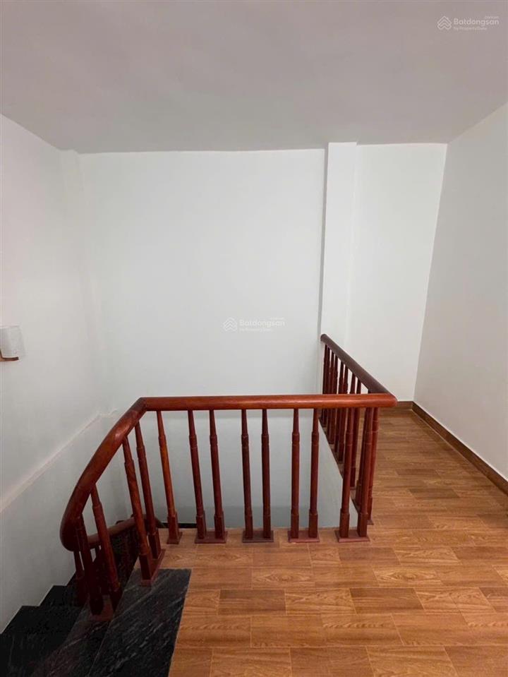 Bán nhà phố đại la, quận hai bà, 5 tầng dân xây ở ngay, 3 ngủ, ngõ rộng thoáng, 30m2, 6.95 tỷ