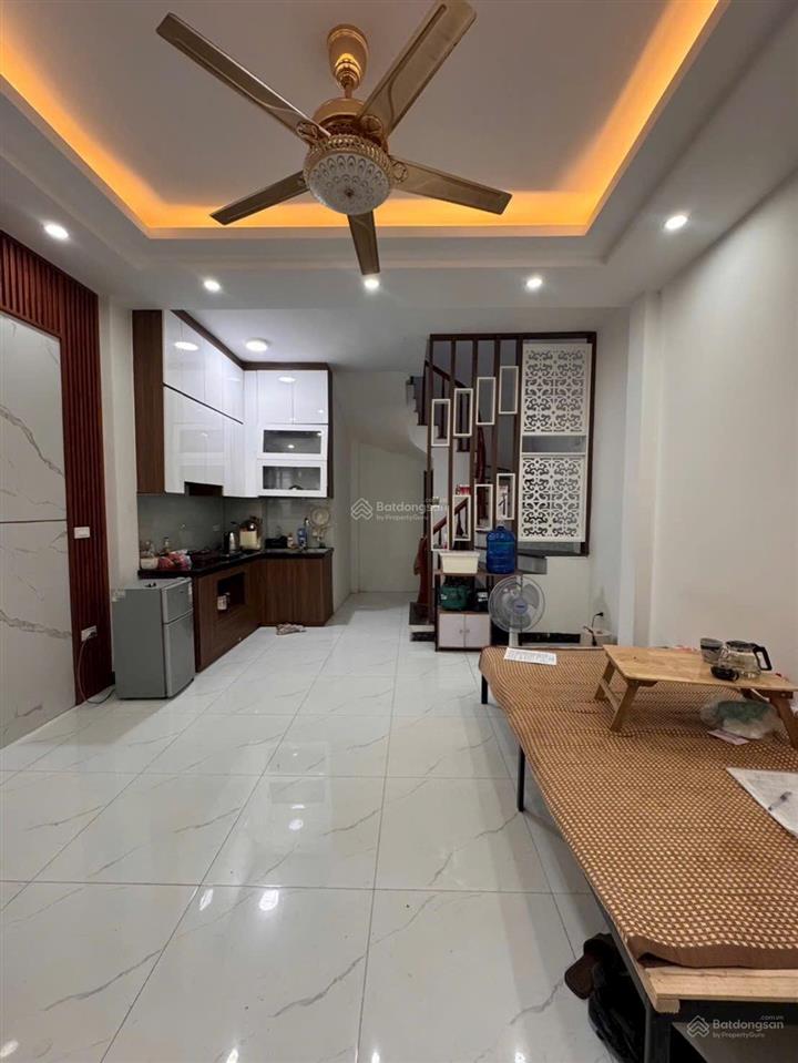 Bán nhà phố đại la, quận hai bà, 5 tầng dân xây ở ngay, 3 ngủ, ngõ rộng thoáng, 30m2, 6.95 tỷ