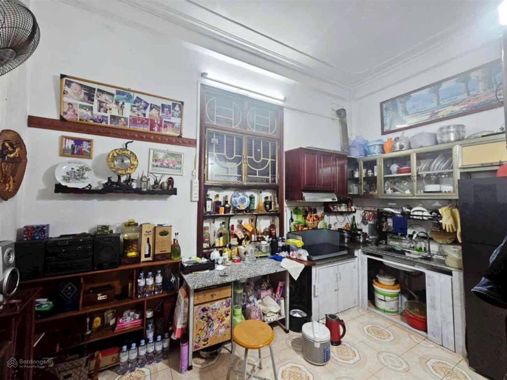 Nhà phố phùng khoang  gần phố  dt 35m2, dân xây chắc chắn  tầm tiền hiếm  6.75 tỷ có tl