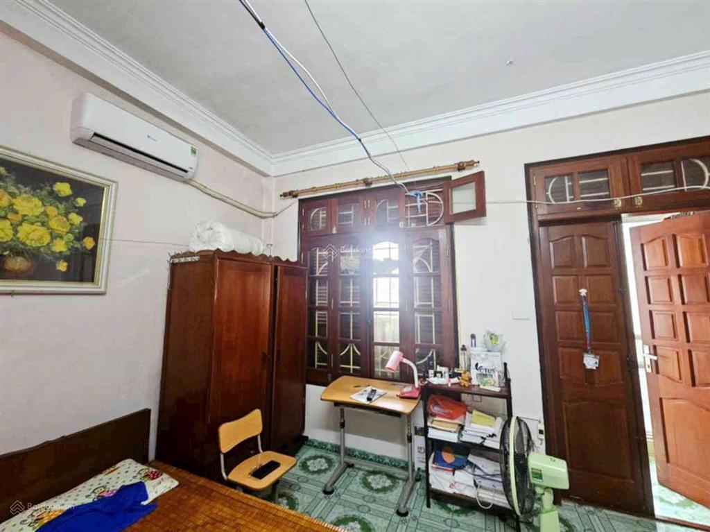 Nhà phố phùng khoang  gần phố  dt 35m2, dân xây chắc chắn  tầm tiền hiếm  6.75 tỷ có tl