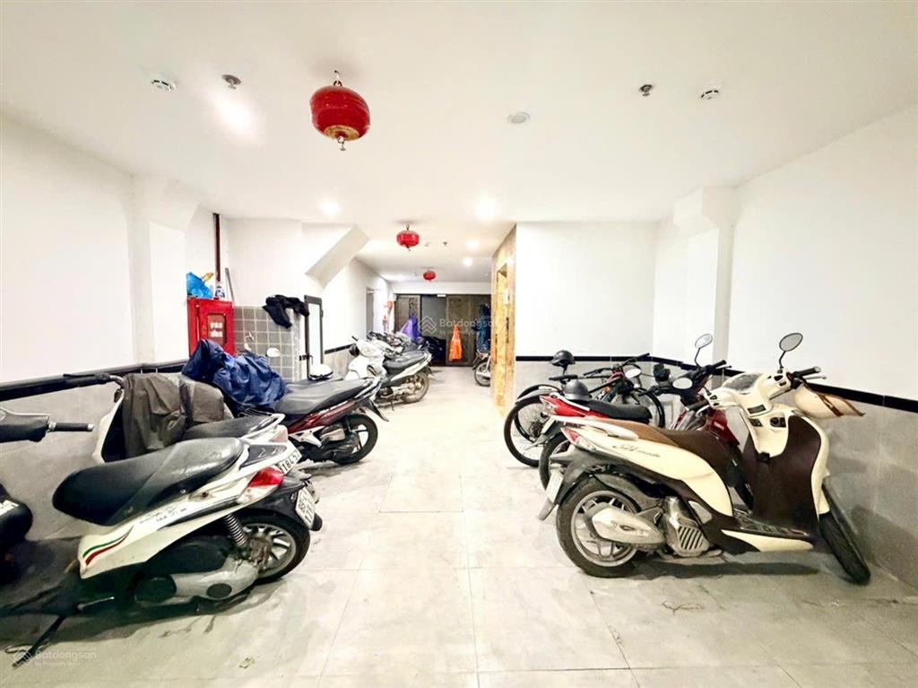 Bán tòa ccmn phố minh khai, 6 tầng thang máy, ngõ rộng 3m, cách phố 40m, 19 phòng, dt 100tr/tháng