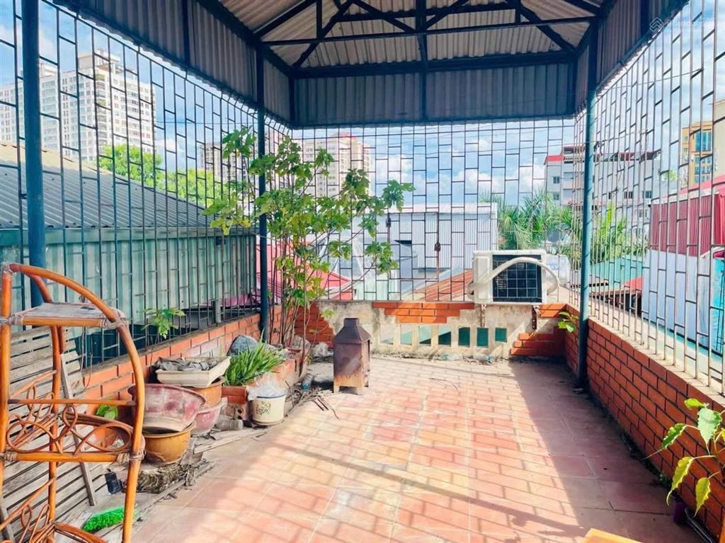 Nhà phố phương mai  6 tầng dân xây  2 thoáng  ngõ rộng  gần phố  dtsd 30m2  7.4 tỷ