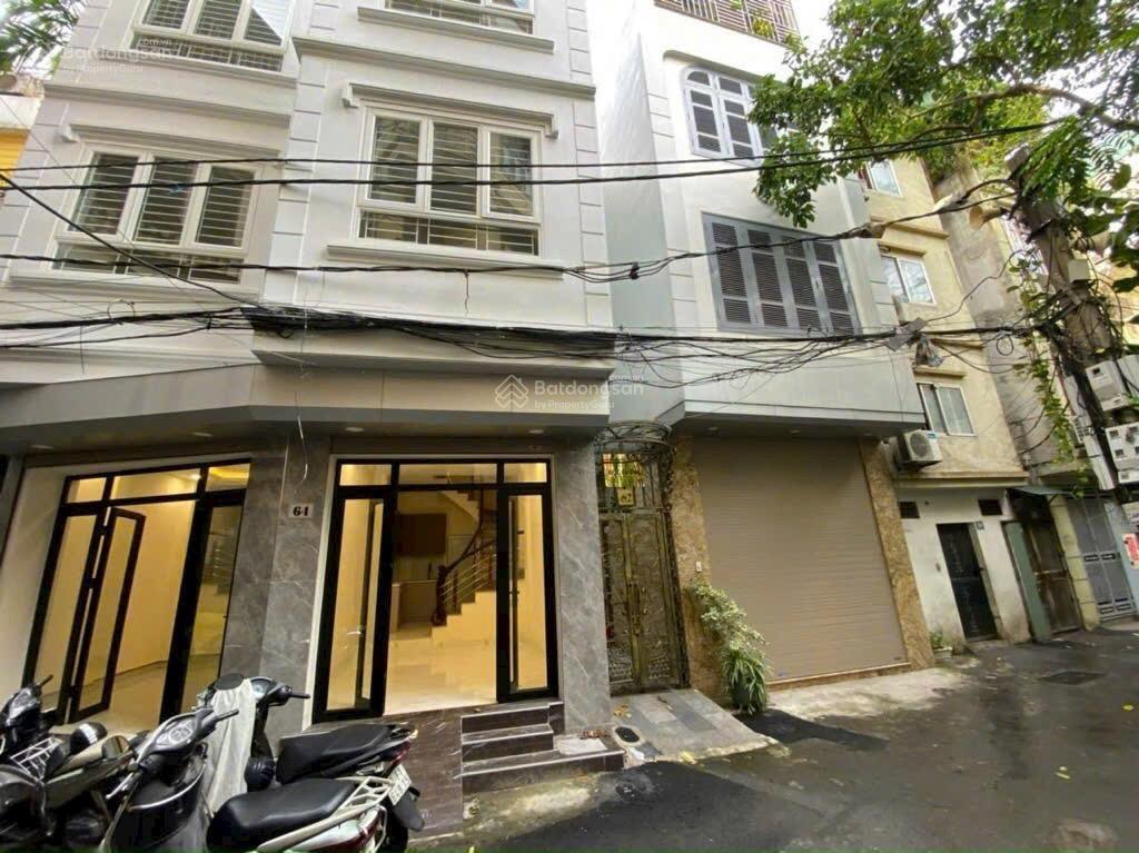 Bán nhà quận đống đa  ô tô đỗ cửa  dt 54m2  xây 02 căn riêng biệt  giá đầu tư  13,2 tỷ