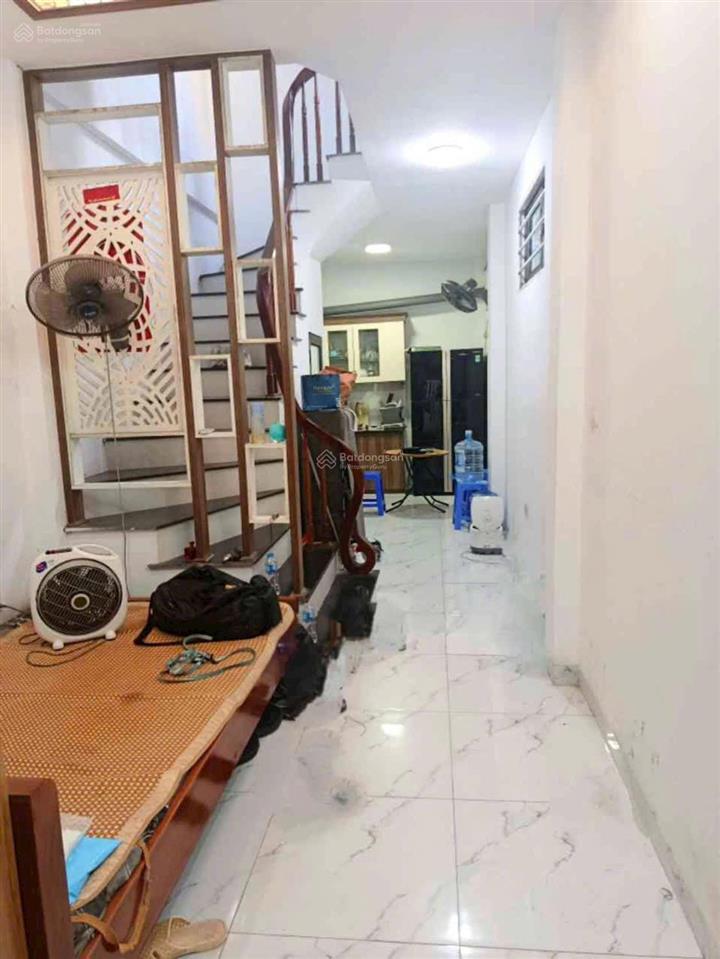 Phúc lợi long biên  nhà 4 tầng dân xây ở ngay  ngõ ba gác  gần phố  36m2  6.4 tỷ