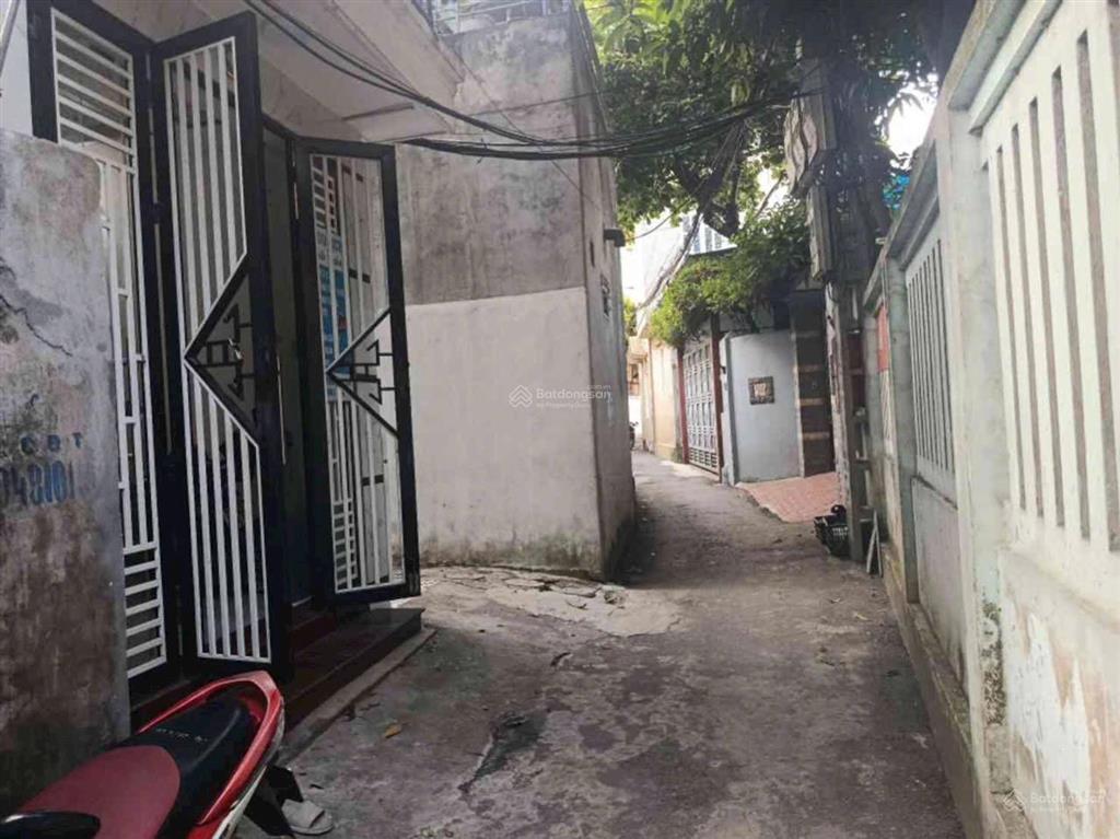 Phúc lợi long biên  nhà 4 tầng dân xây ở ngay  ngõ ba gác  gần phố  36m2  6.4 tỷ