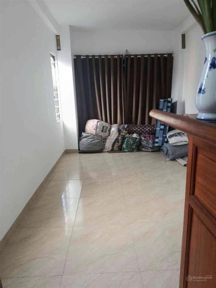 Phúc lợi long biên  nhà 4 tầng dân xây ở ngay  ngõ ba gác  gần phố  36m2  6.4 tỷ