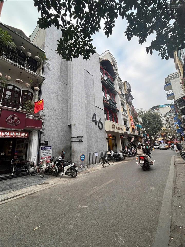 37 tỷ  mặt phố cổ mã mây, 40m2, 5 tầng, vỉa hè, kinh doanh phố cổ sầm uất ngày đêm, tầm tiền