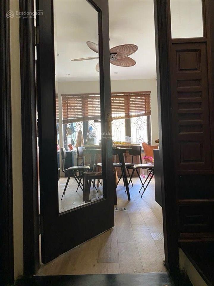 Nguyễn trường tộ ba đình
13,9 tỷ | 5 tầng | lô góc | mặt tiền 6m dt 37m2, cách mặt phố bài bước