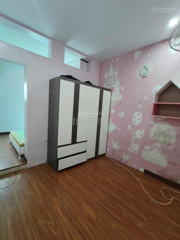 7,6 tỷ  thái thịnh  40m2  3 ngủ  gần nút tây sơn, ngã tư sở