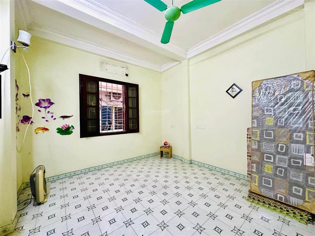 8,5 tỷ, chùa bộc 30m x 5 tầng, 4 ngủ, 2 thoáng, gần học viện ngân hàng, ở hoặc thuê, dòng tiền tốt