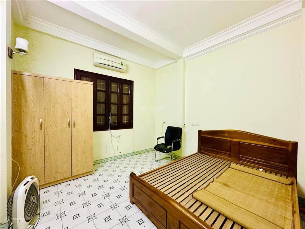 8,5 tỷ, chùa bộc 30m x 5 tầng, 4 ngủ, 2 thoáng, gần học viện ngân hàng, ở hoặc thuê, dòng tiền tốt
