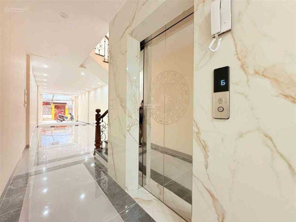 24,2 tỷ  hiếm khu văn miếu  84m  6 tầng thang máy  gara ô tô. ở hoặc kinh doanh văn phòng