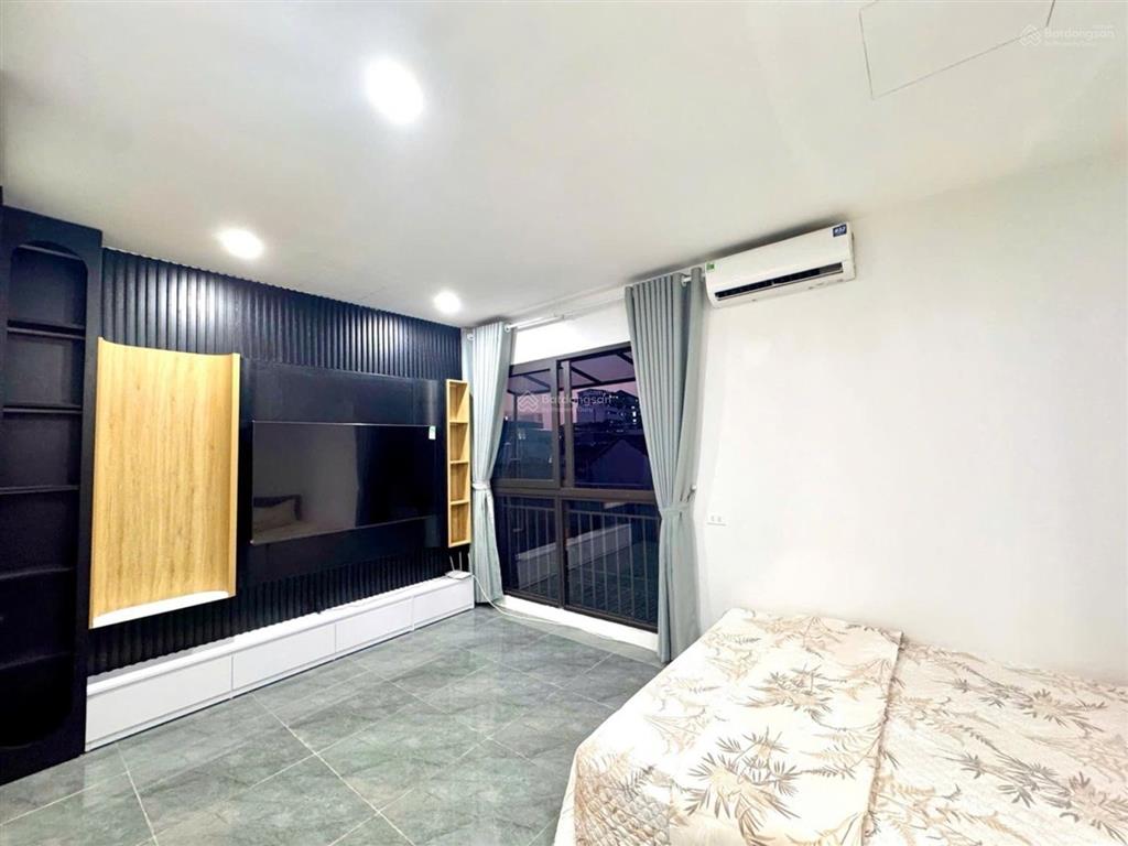 10,6 tỷ|lê thanh nghị| 6 tầng| 5 căn hộ dòng tiền| lô góc| full nội thất | gần bách kinh xây