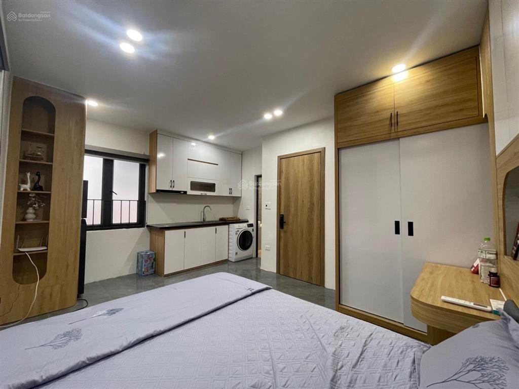 10,6 tỷ|lê thanh nghị| 6 tầng| 5 căn hộ dòng tiền| lô góc| full nội thất | gần bách kinh xây