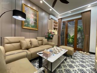 Nhỉnh 11 tỷ  nhà đẹp như khách sạn 5 sao  trần khát chân  40m x 5 tầng  gần phố huế, bạch mai