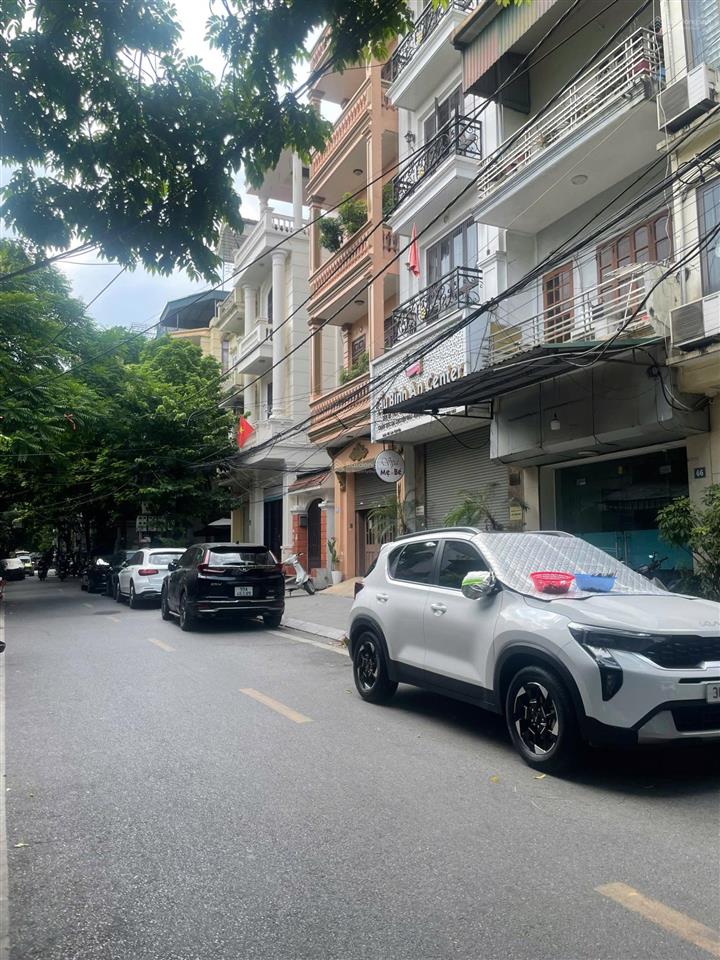 15,5 tỷ  phân lô trần khát chân  50m  4 tầng ô tô tránh  vỉa hè kinh doanh