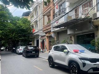 15,5 tỷ  phân lô trần khát chân  50m  4 tầng ô tô tránh  vỉa hè kinh doanh