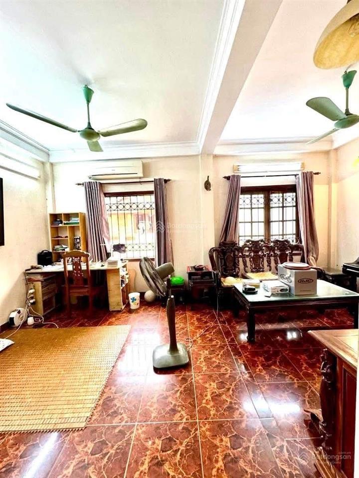 Hơn 10 tỷphân lô chùa bộcô tô đỗ cửa | sẵn dòng tiền 15 triệu/tháng40m, 5 tầng, mt6m