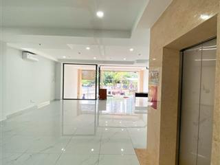 Bán chdv tôn đản quận 4, 150m2, ngang 5 dài 30, 4 tầng thang máy, dòng tiền 120t/t, 21.5 tỷ