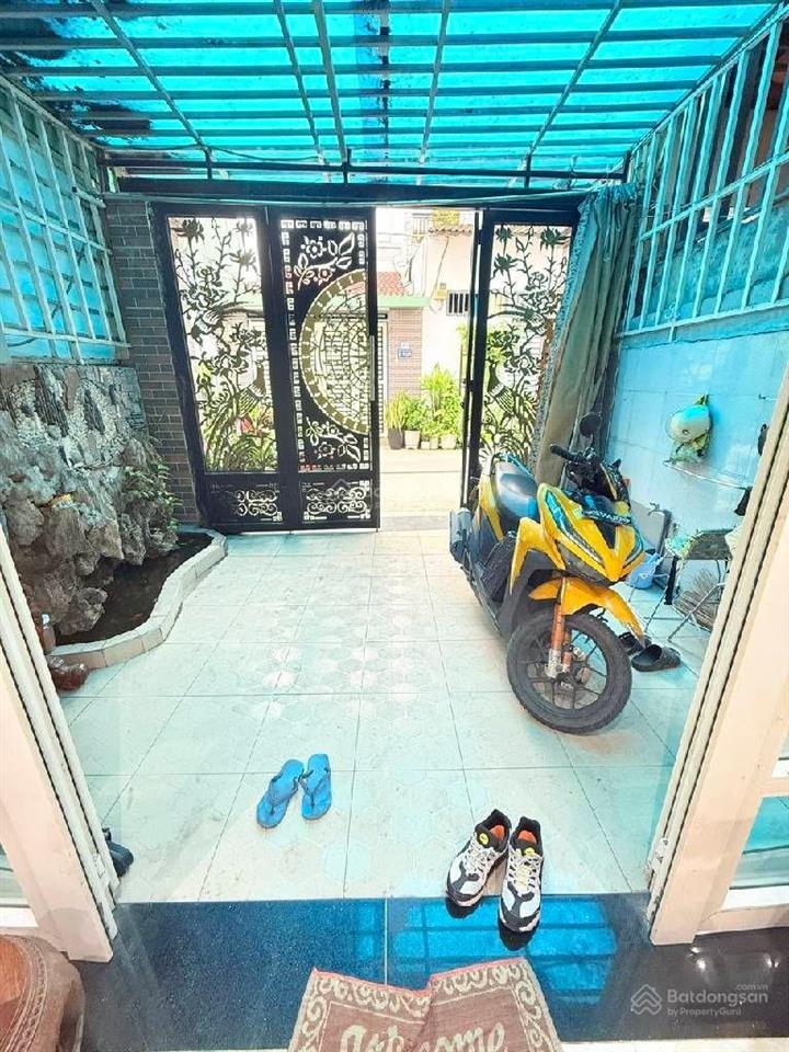 Bán nhà nguyễn v linh quận 7, đường 10mét, 55m2 ngang 4,5 m, 2tầng, đối diện cc ecogreen, 7.9tỷ