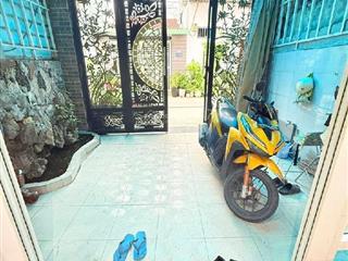 Bán nhà nguyễn v linh quận 7, đường 10mét, 55m2 ngang 4,5 m, 2tầng, đối diện cc ecogreen, 7.9tỷ