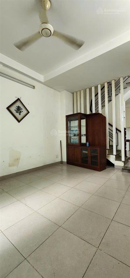 Bán nhà ngay tt quận 7  lâm văn bền  hẻm 3m thông  ngang 6m  dòng tiền 10tr  không qh  5.6tỷ