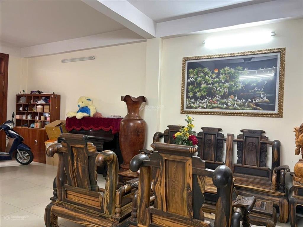 Nhic 90 triệu/1m2, ngang to 9m, 120m2, sát kdc trần trọng cung quận 7, xe hơi
