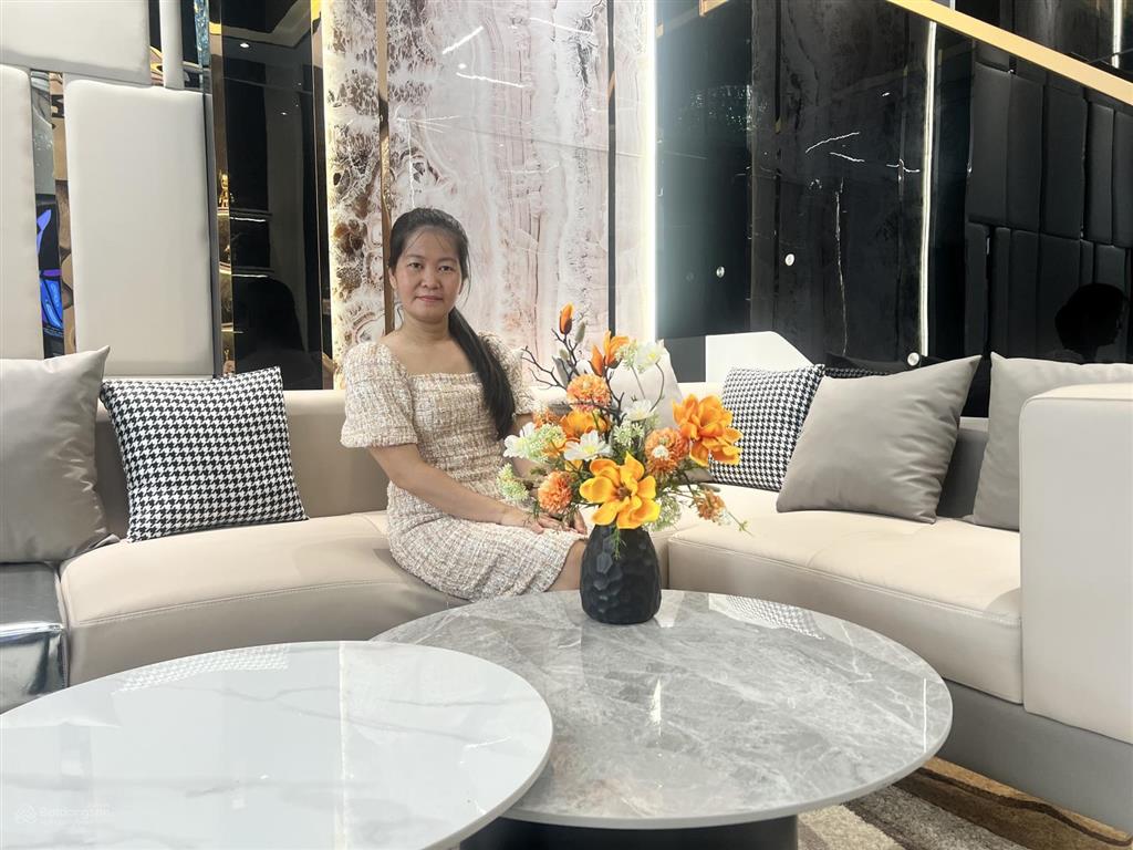 Mặt tiền đường ô tô, 60m², 3 tầng, 4pn, ngang to 5m, sát chợ cao thị chính, quận 7, chỉ 9,99 tỷ tl
