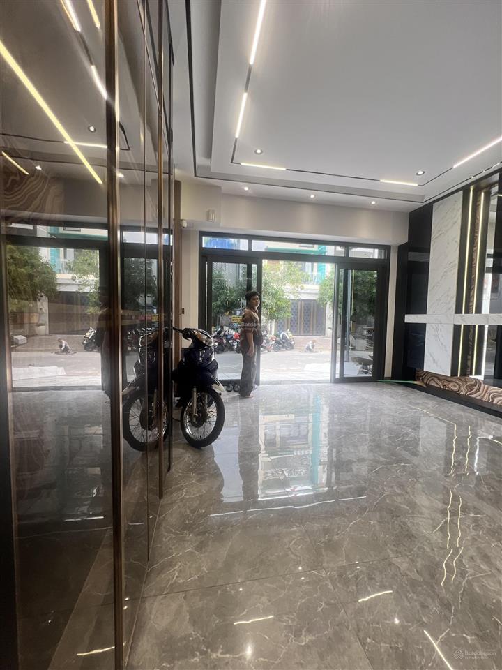 Mặt tiền đường ô tô, 60m², 3 tầng, 4pn, ngang to 5m, sát chợ cao thị chính, quận 7, chỉ 9,99 tỷ tl