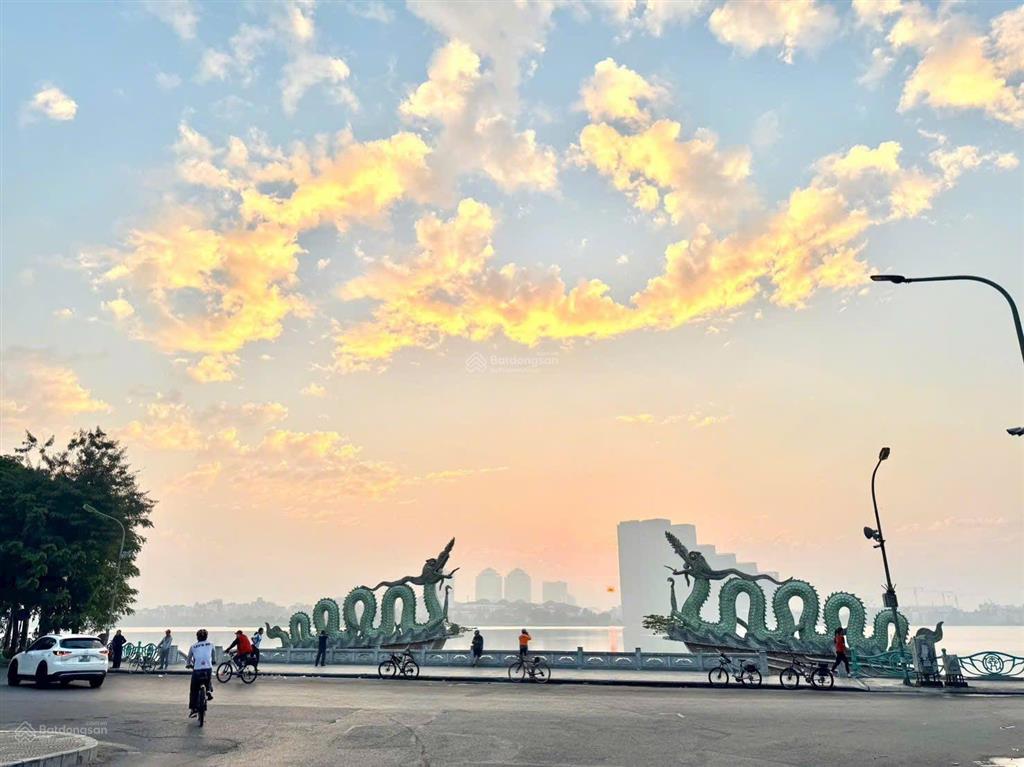 Căn góc chung cư hồ tây 3pn với 20% tương ứng 3,5 tỷ ký ngay hđmb sổ lâu dài bàn giao full nội thất