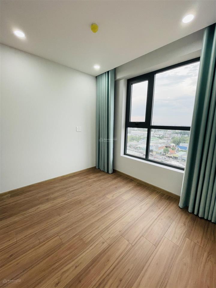 Căn giá tốt bcons green view 2pn 52m2 chỉ 2,05 tỷ, sổ sẵn , gần làng đại học, sẵn hđ thuê 6tr5