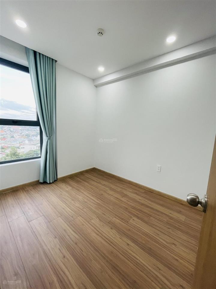 Căn giá tốt bcons green view 2pn 52m2 chỉ 2,05 tỷ, sổ sẵn , gần làng đại học, sẵn hđ thuê 6tr5