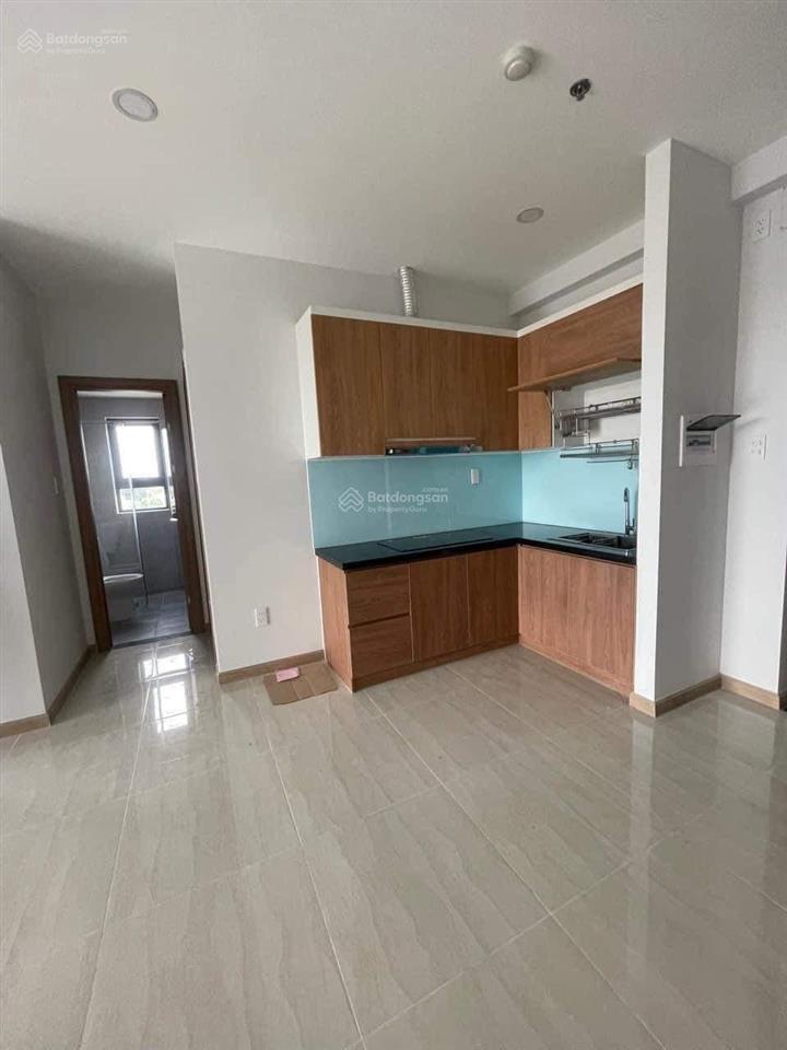 Ngộp lãi ngân hàng căn bcons green view 2pn 52m2 giá chỉ 2,05 tỷ, sổ sẵn , cách làng đại học chỉ 7p
