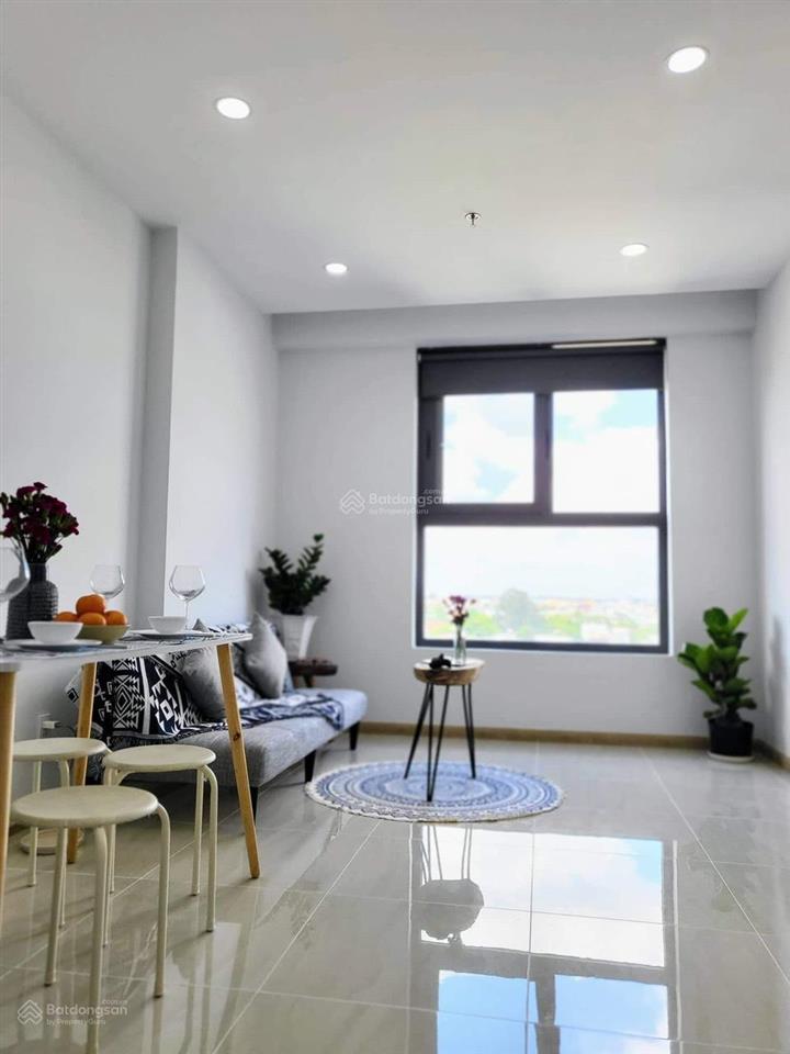 Chủ về quê bán gấp trong tuần bcons garden 57m2 2pn2wc full nội thất ở liền, giá chỉ 1,99 tỷ