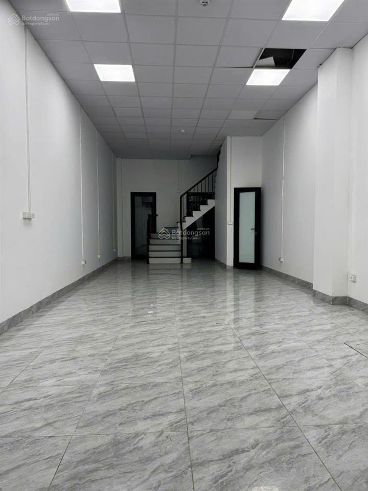 Giá thuê cực sốc chỉ 10 triệu/tháng (mức giá tốt nhất khu vực hiện tại).