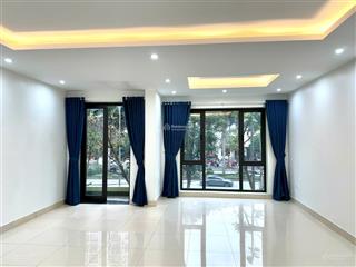 Cho thuê cả nhà 5 tầng trục chính mặt đường lê trọng tấn, geleximco  có thang máy