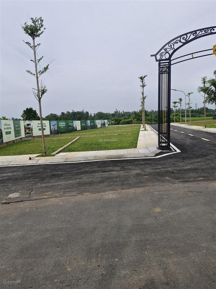 Đất hoà lạc  100m2, lô góc view hồ  sẵn sổ chính chủ  công chứng trong ngày chỉ hơn 30 triệu 1m