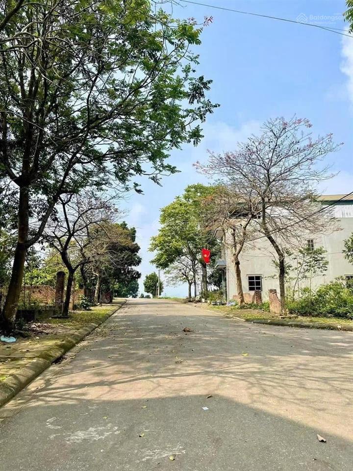 Bán gấp lô đất phú cát, ngay nhà máy in tiền 100m2, 3 tỷ, tiềm năng tăng giá cao