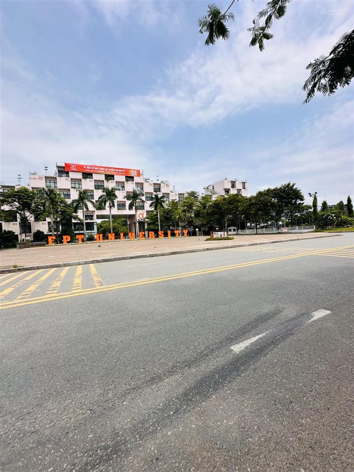 Chủ giảm sốc mảnh 100m2 full thổ cư còn 1,950 tỷ tại phú cát hoà lạc sát ql21a chỉ 5 phút đến đhqhn