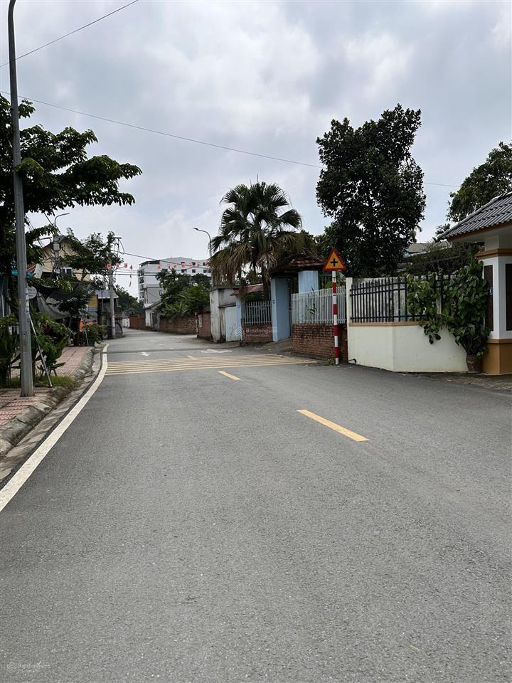 Đón đầu xu hướng metro, sở hữu ngay 100m² đất vàng ngay trung tâm hòa lạc, giá chỉ 2.2 tỷ.