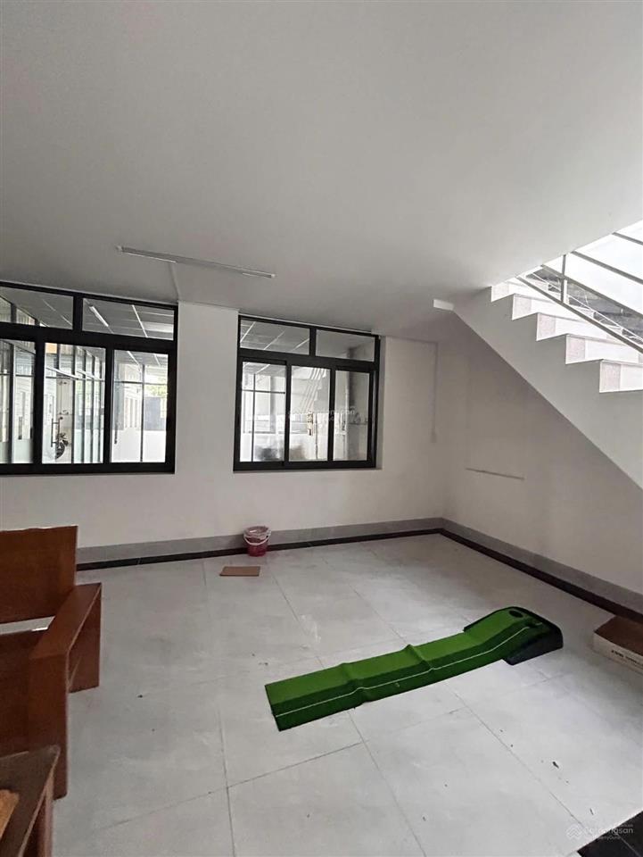 Cho thuê xưởng 1300m² (65 triệu / tháng) đức hòa  long an