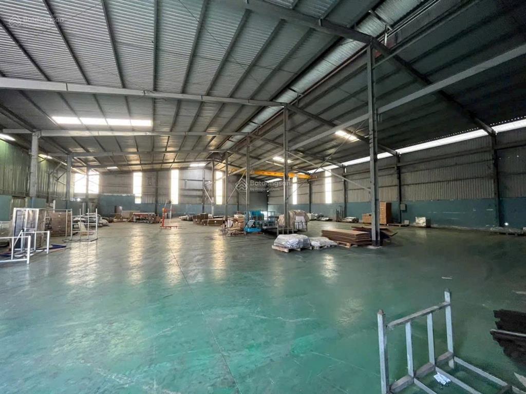 Cho thuê kho xưởng 1500 m2 (50 triệu/ tháng) đức hòa đông  long an