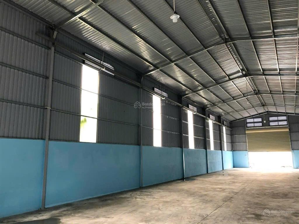 Cho thuê xưởng 540 m2 (18 triệu / tháng) đức hoà  long an