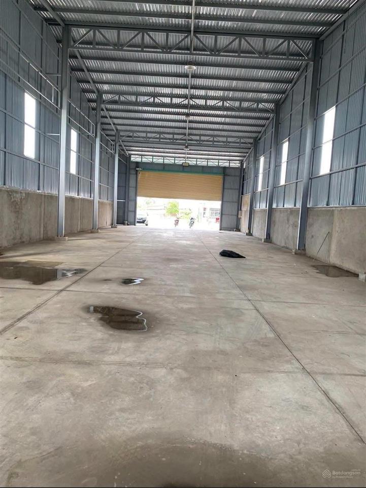 Cho thuê kho xưởng 900 m2 (30 triệu/ tháng) đức hòa thượng  đức hòa  long an