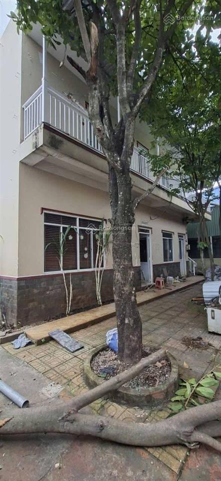 Cho thuê xưởng (1400 m2  55 triệu/ tháng) đức hoà  long an