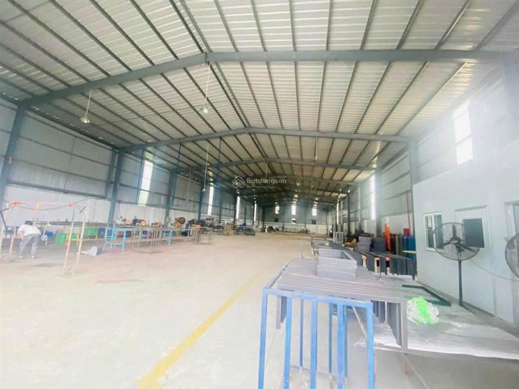 Cho thuê kho xưởng 950 m2  40 triệu / tháng (mỹ hạnh long an)