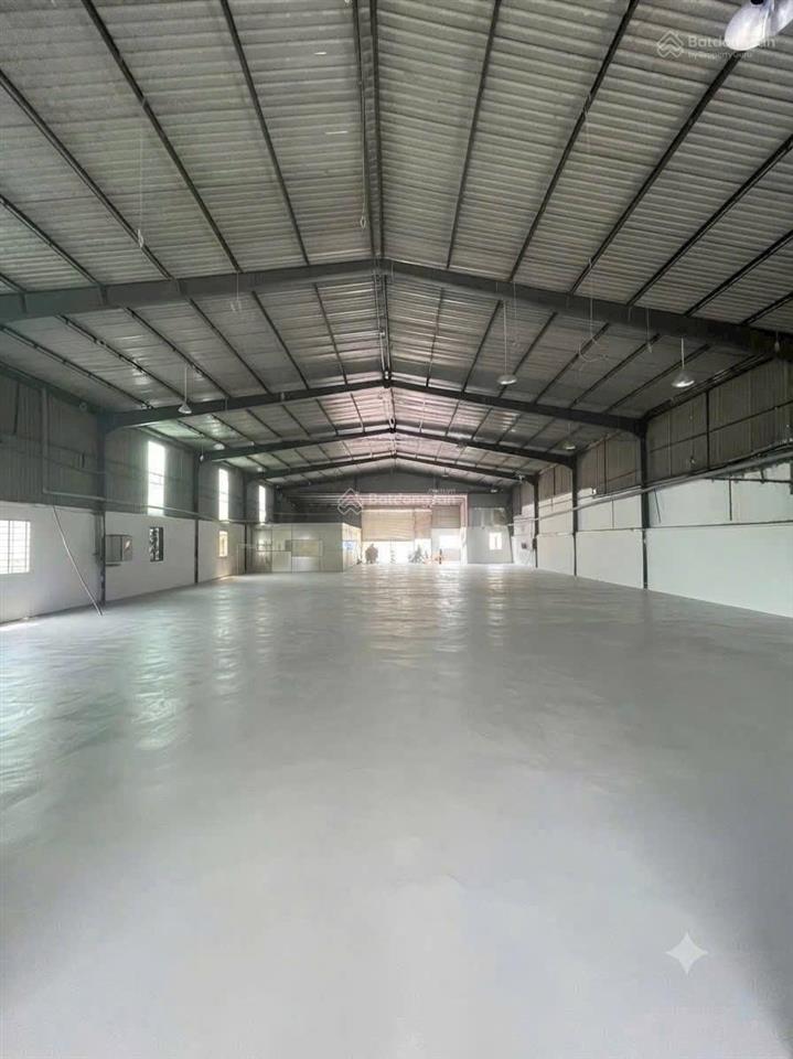 Cho thuê kho xưởng 900 m2, điện 250 kwa (35 triệu / tháng) mỹ hạnh  đức hòa  long an
