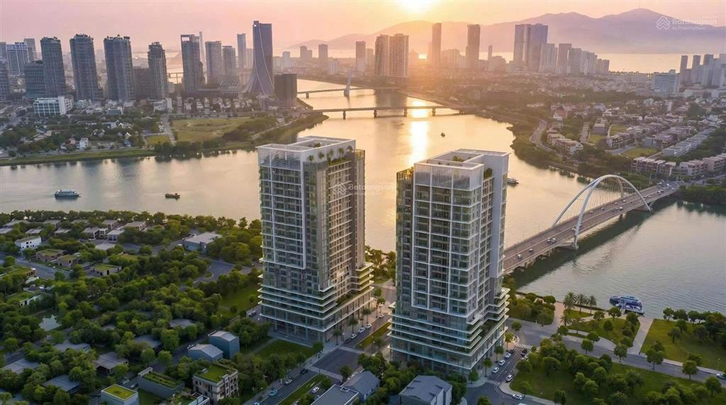 S light tower  căn hộ 1pn+ hiếm view pháo hoa đà nẵng downtown